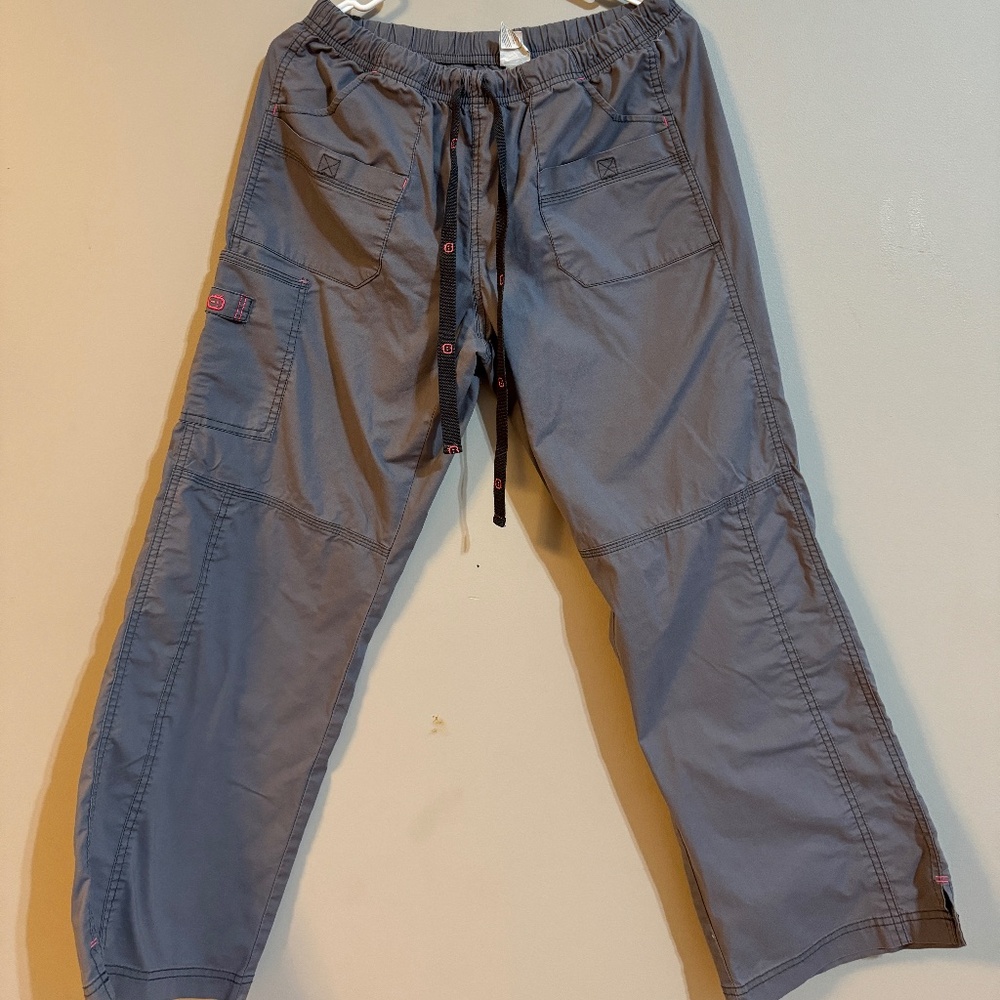 Medium Petite Wonder wink woman scrub pant